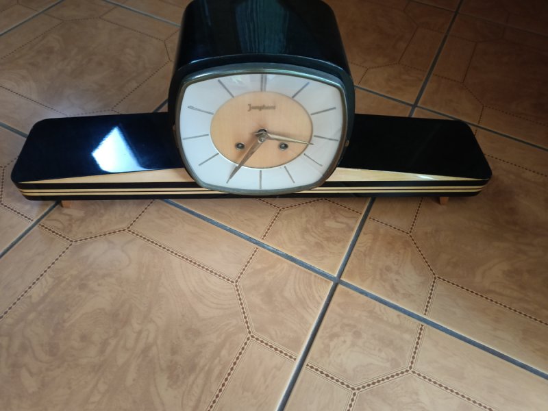 Zegar junghans