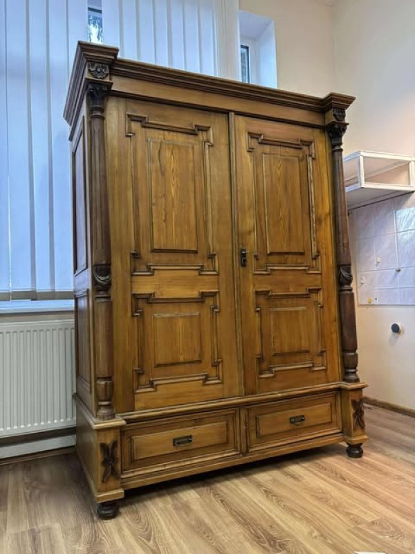 Stylowa, drewniana szafa stan dobry, solidne wyk - 01 Stylowa, drewniana szafa stan dobry, solidne wyk - 01