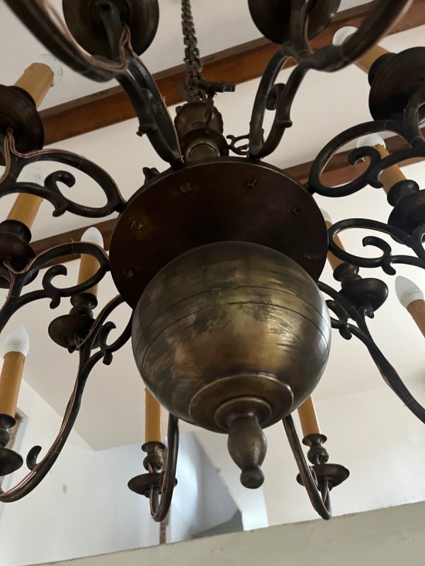 Mosiężny żyrandol, 20 punktów świetlnych. - 01 Mosiężny żyrandol, 20 punktów świetlnych. - 01