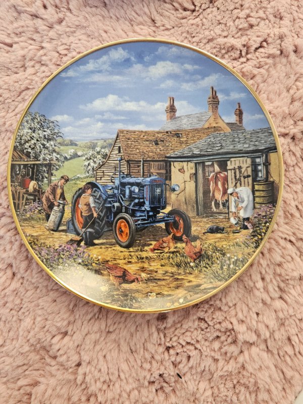 Zestaw 3 talerzy kolekcjonerskich Michael Herring - 03 Zestaw 3 talerzy kolekcjonerskich Michael Herring - 03