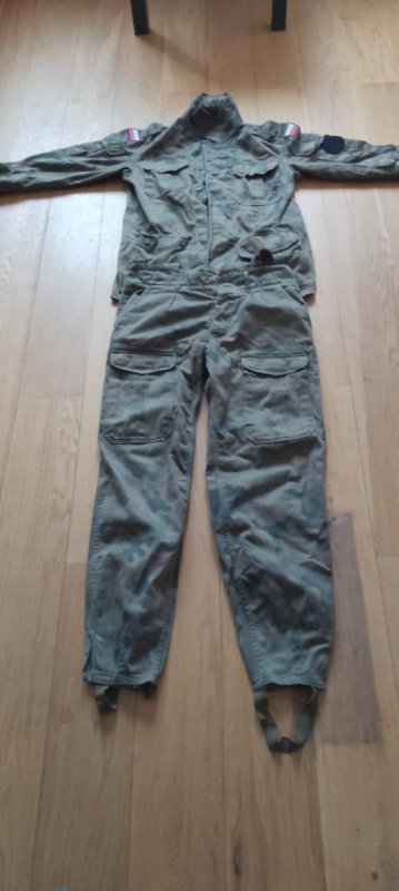 Mundury wojskowe - 01