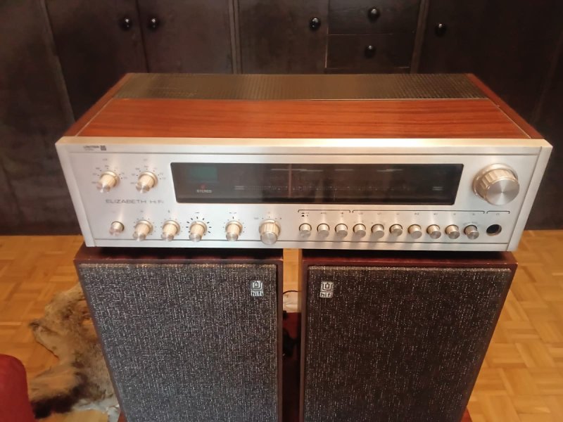 Amplituner Elizabeth Hi fi - 01
