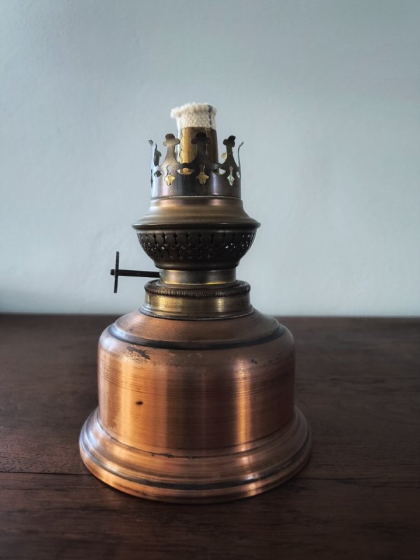 Lampa naftowa miedziana Kosmos Brenner z poł. XX w - 03
