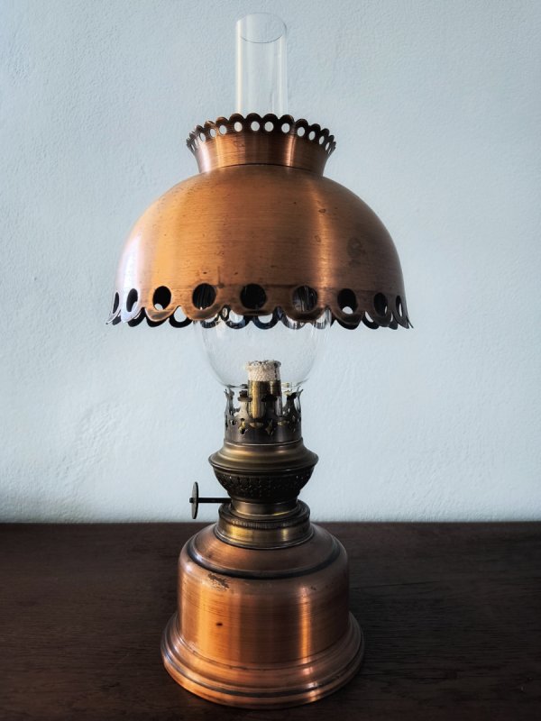 Lampa naftowa miedziana Kosmos Brenner z poł. XX w - 05