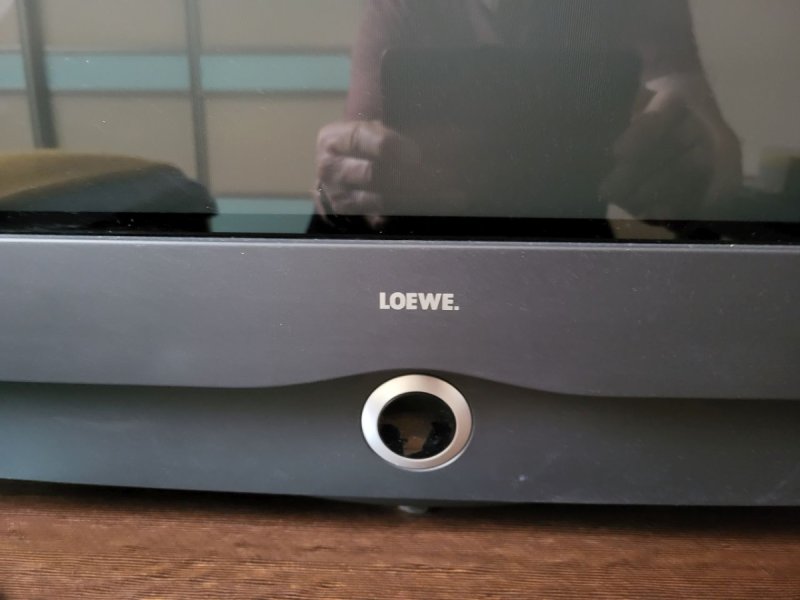 Sprzedam dwa telewizory kineskopowe LOEWE - 01