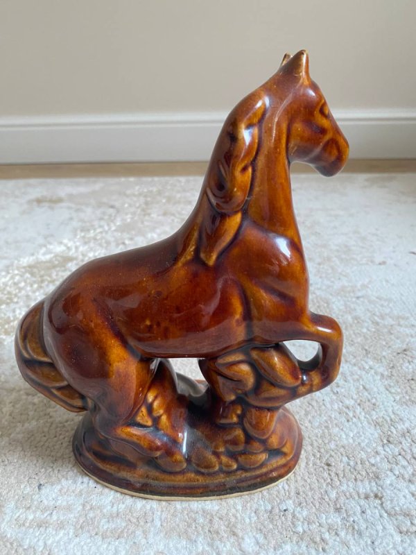 Wyjątkowa figurka konia PRL kamionka vintage - 01