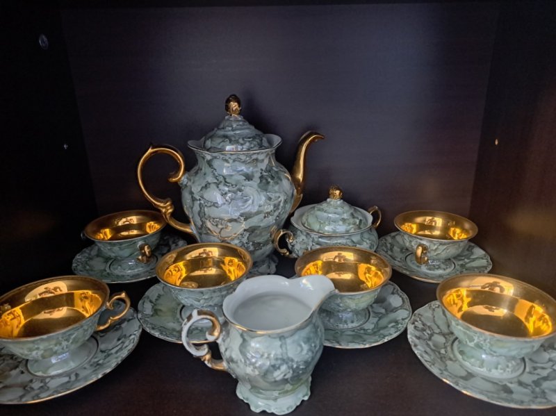 Dwa zestawy porcelanowe z czasow prl