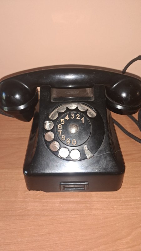 Telefon