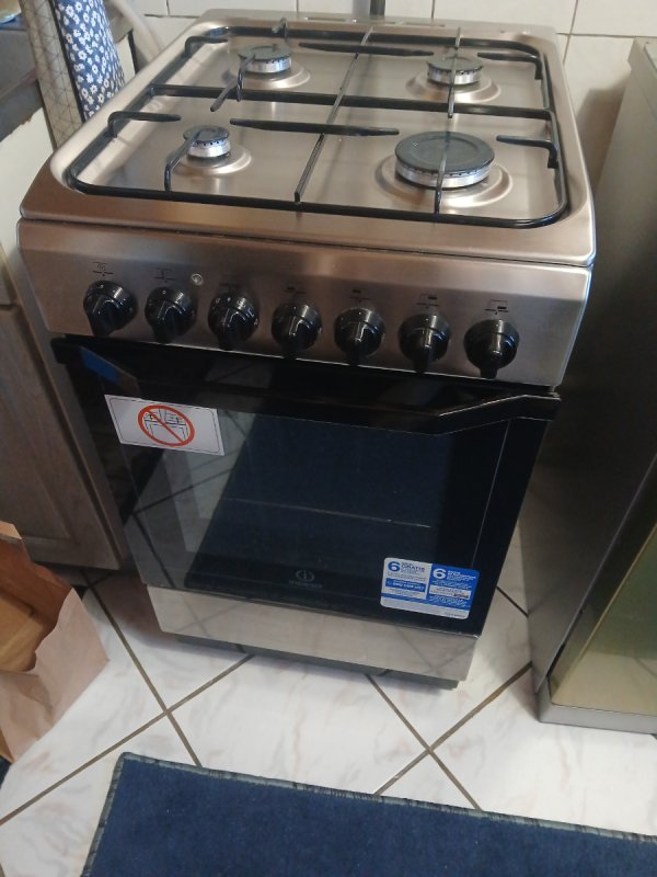 Kuchenka indesit