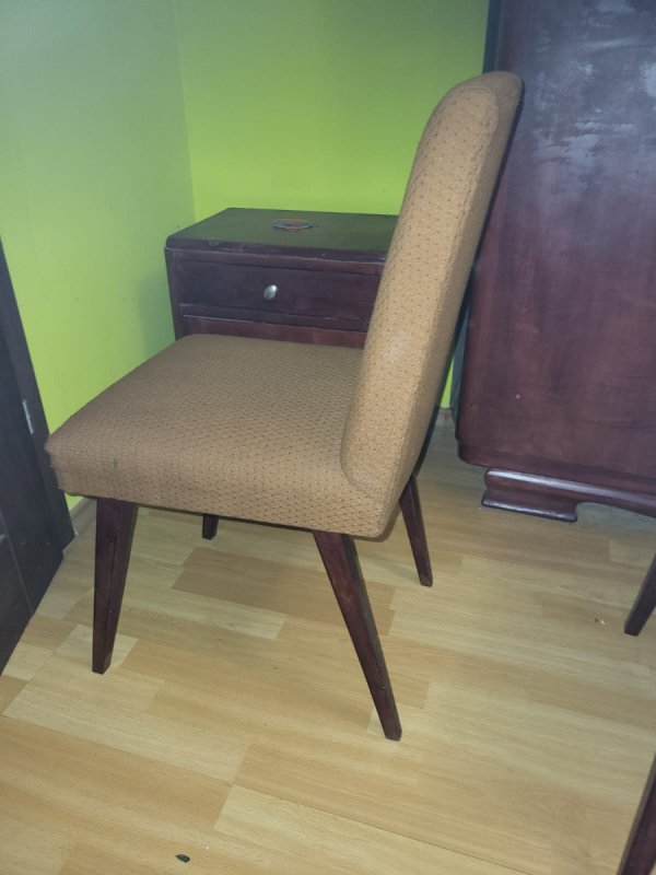 Szafa 3 stół toaletka 6 krzeseł 2 stoliki polecam - 06