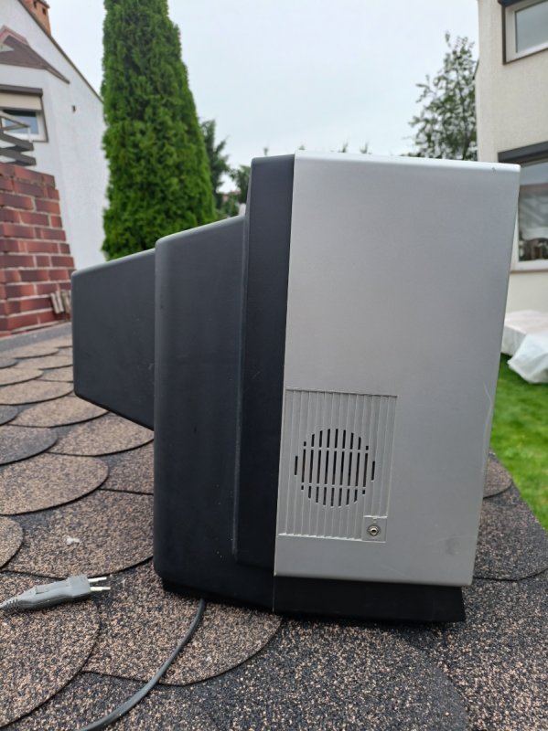 Telewizor TOSHIBA model nr. 160F5WD sprawny - 01