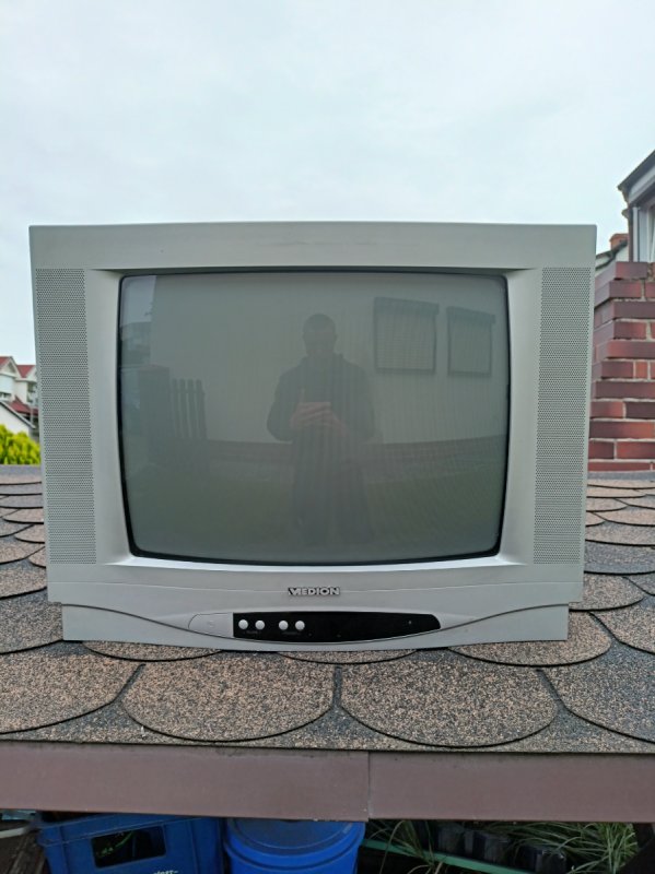 Stary telewizor firmy Medion