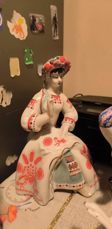 Figurka porcelanowa