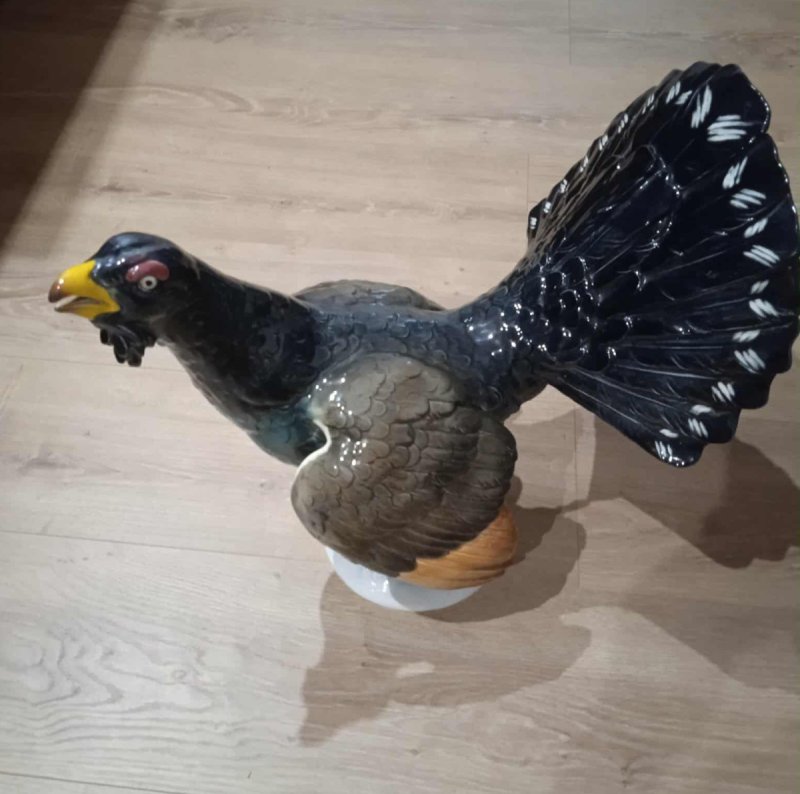 Figura głuszca Hertwig z sygnowaniem