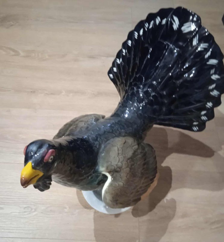 Figura głuszca Hertwig z sygnowaniem - 01