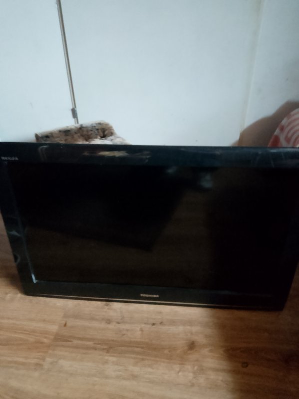 Telewizor 32 cale
