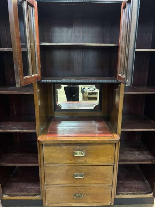 Duży Drewniany Stylowy Regał/Szafka z Lustrem - 04