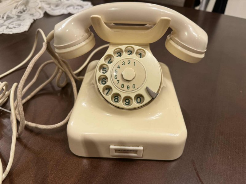 Stary Klasyczny Telefon Tarczowy Retro W 48 oT