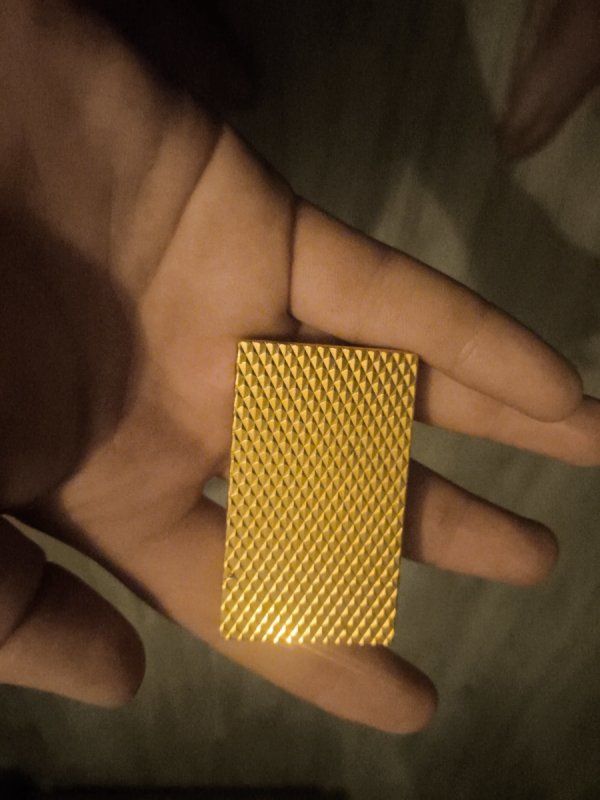 S.T. Dupont Ligne 2 w złotym wykończeniu