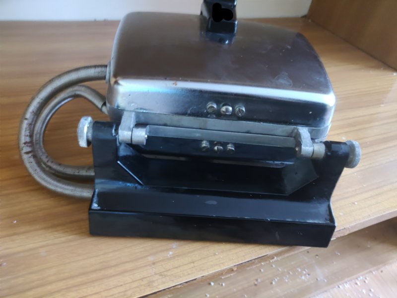 Gofrownica z PRL lata 80te - 02