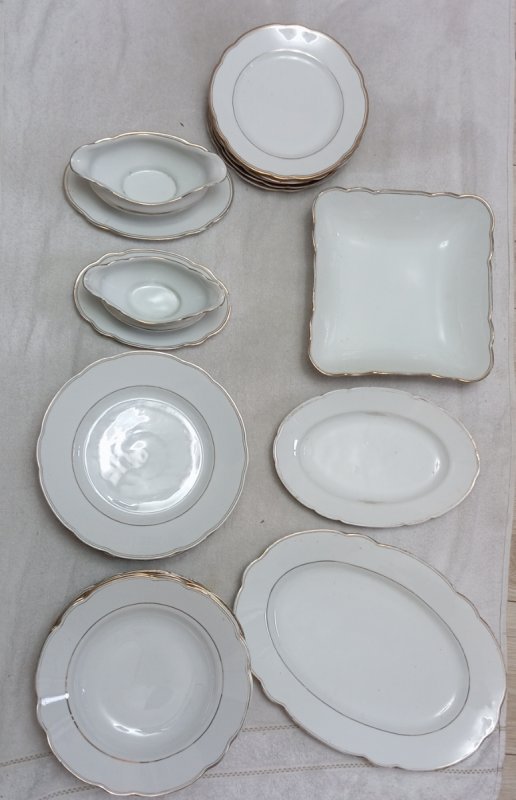 Zestaw starej porcelany na 6 osób