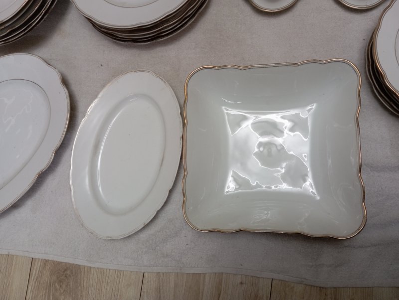 Zestaw starej porcelany na 6 osób - 03