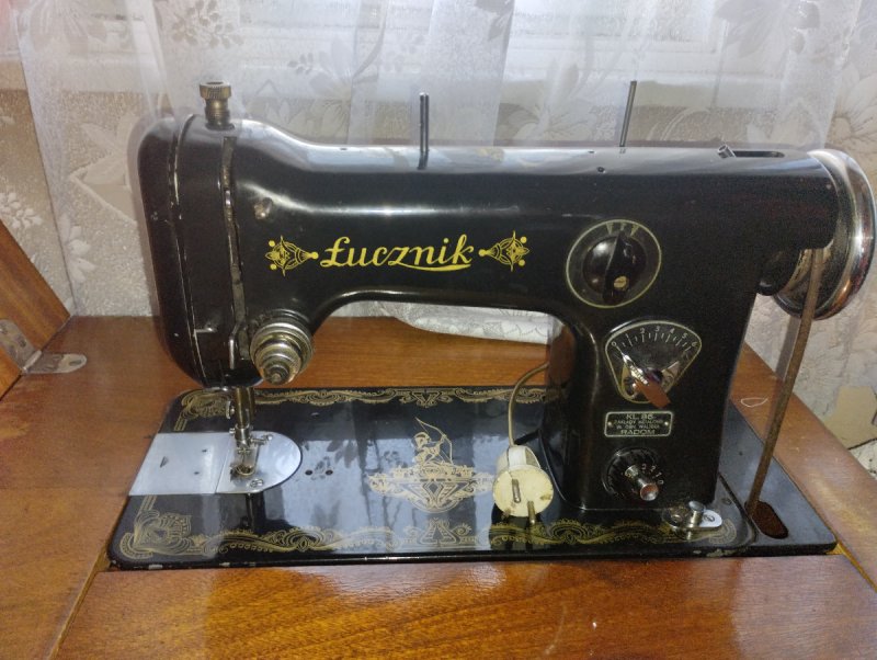 Maszyna do szycia Łucznik