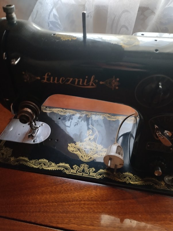 Maszyna do szycia Łucznik - 04