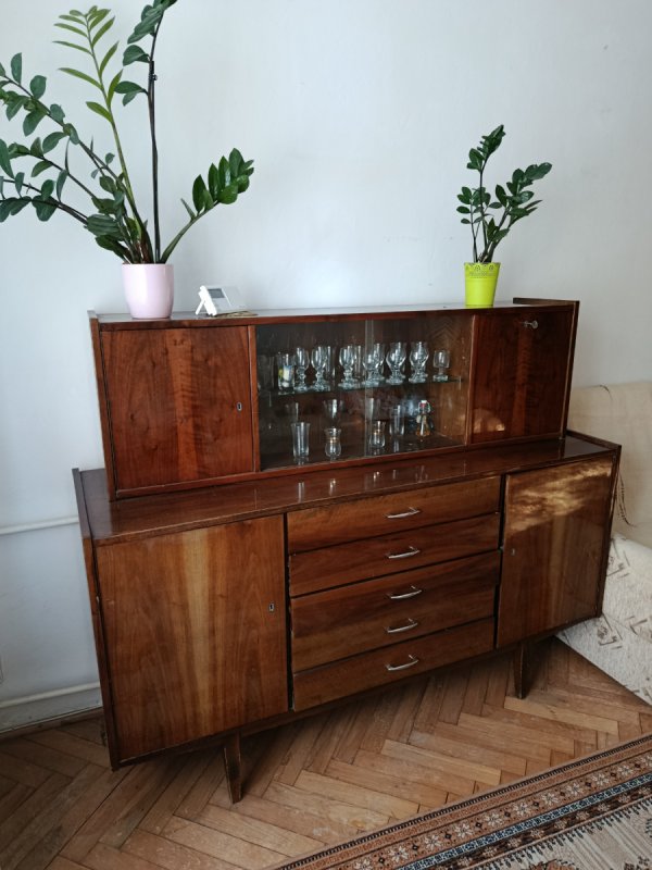 2 witryny z lat 60tych - 01