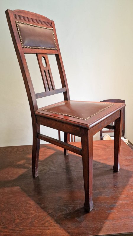 Stół secesyjny + 8 krzeseł - 01