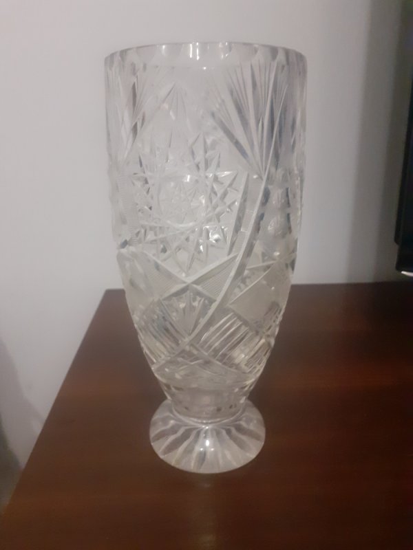 Wazon na kwiatki ,waga 1 kg.dziekuje pozdrawiam
