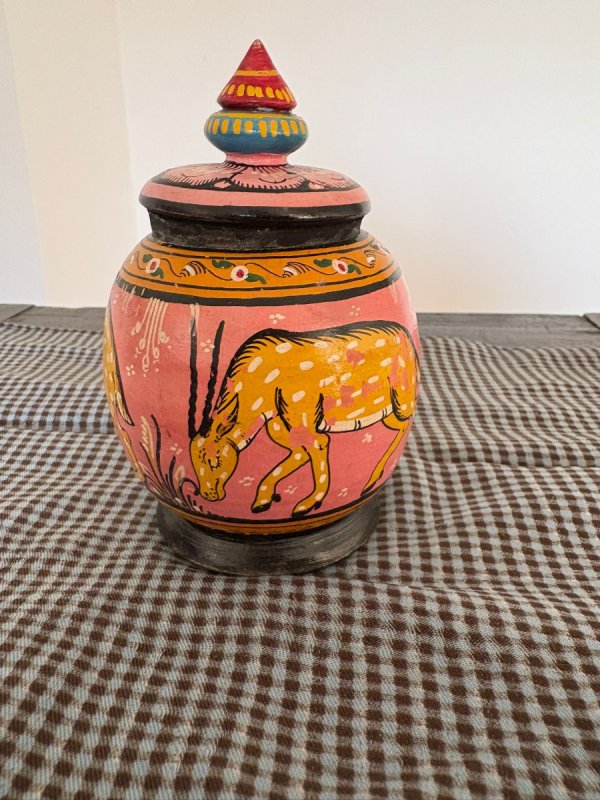 Drewniana szkatułka z Indii - 03