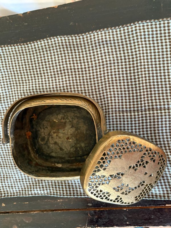 Chiński przenośny podgrzewacz do rąk. - 03