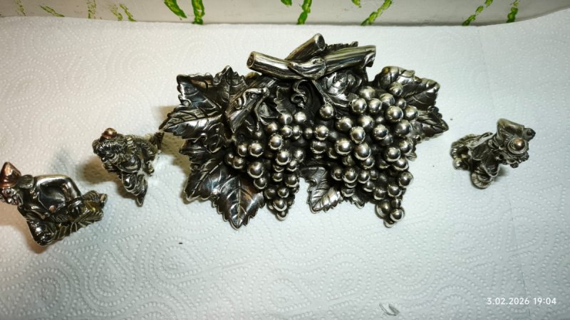 Magrino Kiść Winogrona i figurki Włochy Florencja - 01