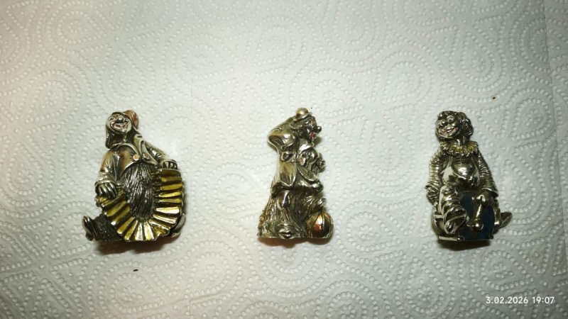 Magrino Kiść Winogrona i figurki Włochy Florencja - 04