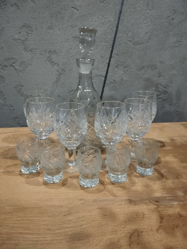 Zestaw kryształowy karafka z kieliszkami PRL