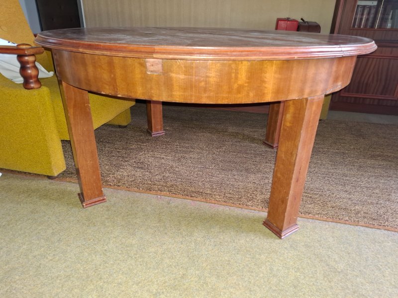 Okrągły stół rozkładany wykonany w stylu Art Deco - 01