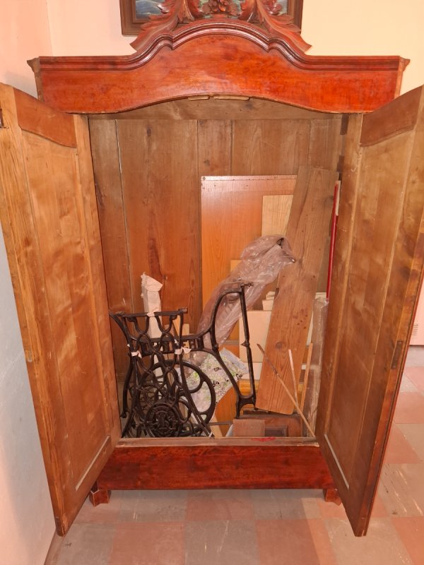 Antyczna szafa w stylu Ludwika Filipa - 02