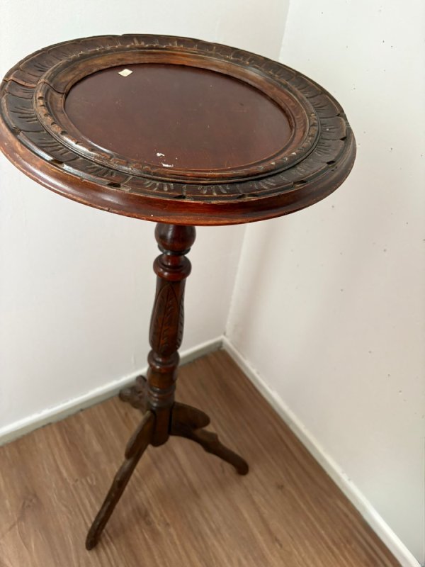 Antyczny Wiktoriański Stolik z szlachetnego drewna - 01