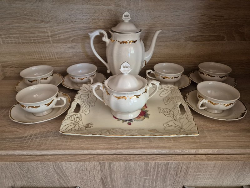 Zestaw porcelanowy