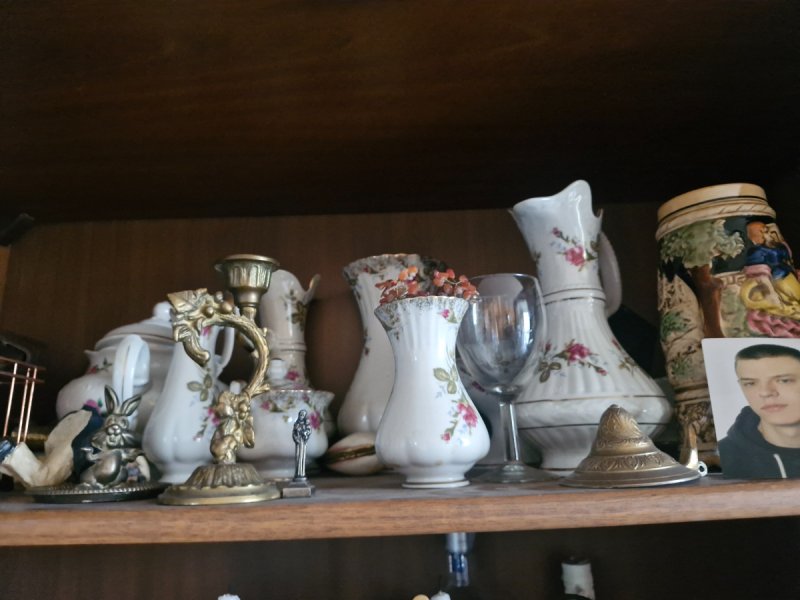 Porcelana, krzyże z mosiądzu zabytkowe itp