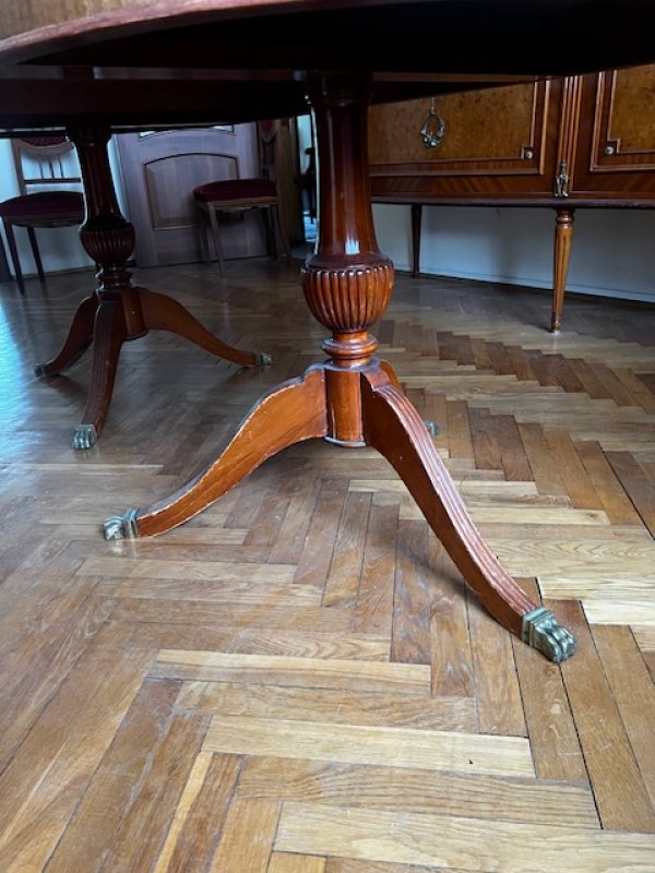 Ekskluzywny stół owalny w stylu angielskim - 04