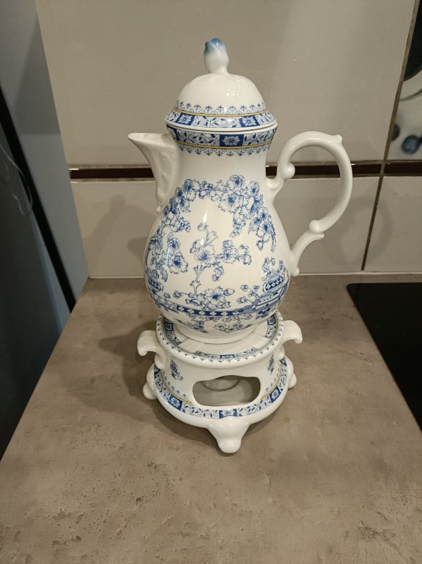 Porcelanowy dzbanek do herbaty Bavaria Germany