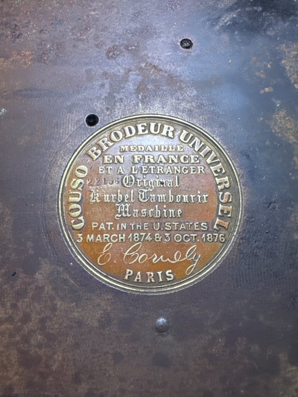 Couso Brodeur Universal Machine (Model A) - 01 Couso Brodeur Universal Machine (Model A) - 01