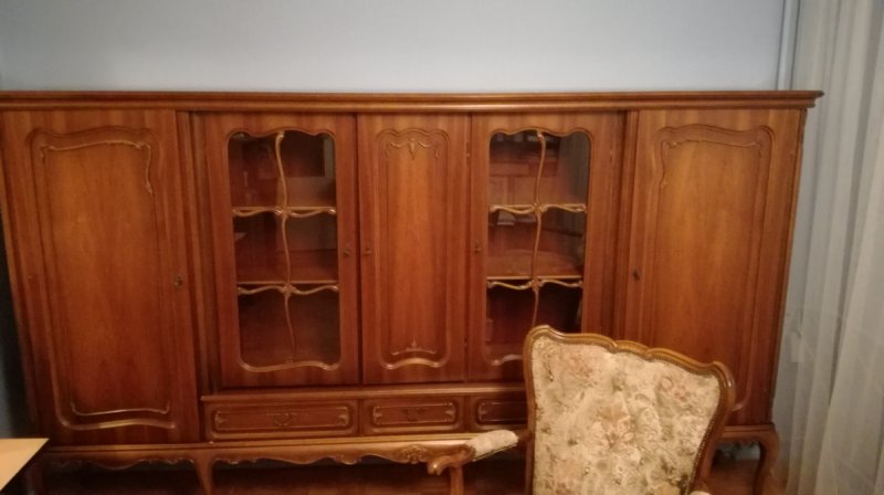 Komplet mebli antycznych, wypoczynkowe i szafa - 05 Komplet mebli antycznych, wypoczynkowe i szafa - 05