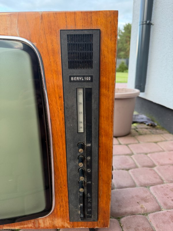 Telewizor Beryl 102 - 04