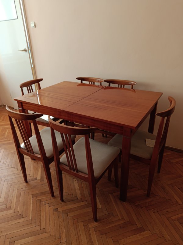 Sprzedam stół+ 6 krzeseł PRL lata 60