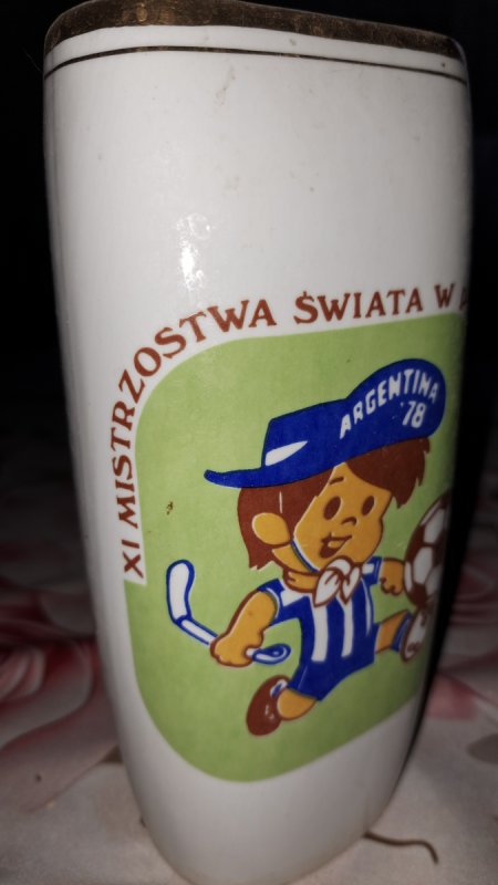Wazon pamistkowy z Mistrzostw Świata w piłce nożne - 01 Wazon pamistkowy z Mistrzostw Świata w piłce nożne - 01