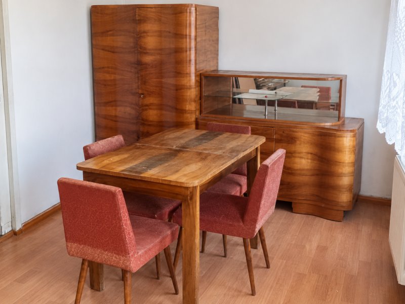 Komplet mebli Art Deco kredens, stół, szafa - 01
