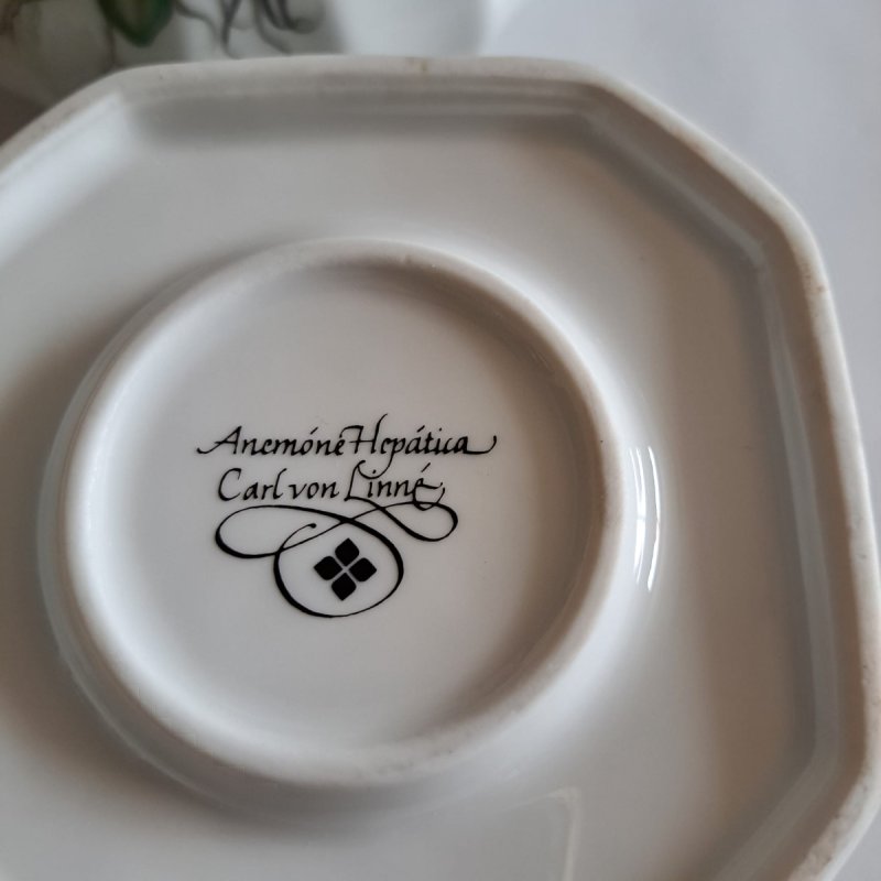 Dzbanek porcelanowy do herbaty - 02 Dzbanek porcelanowy do herbaty - 02